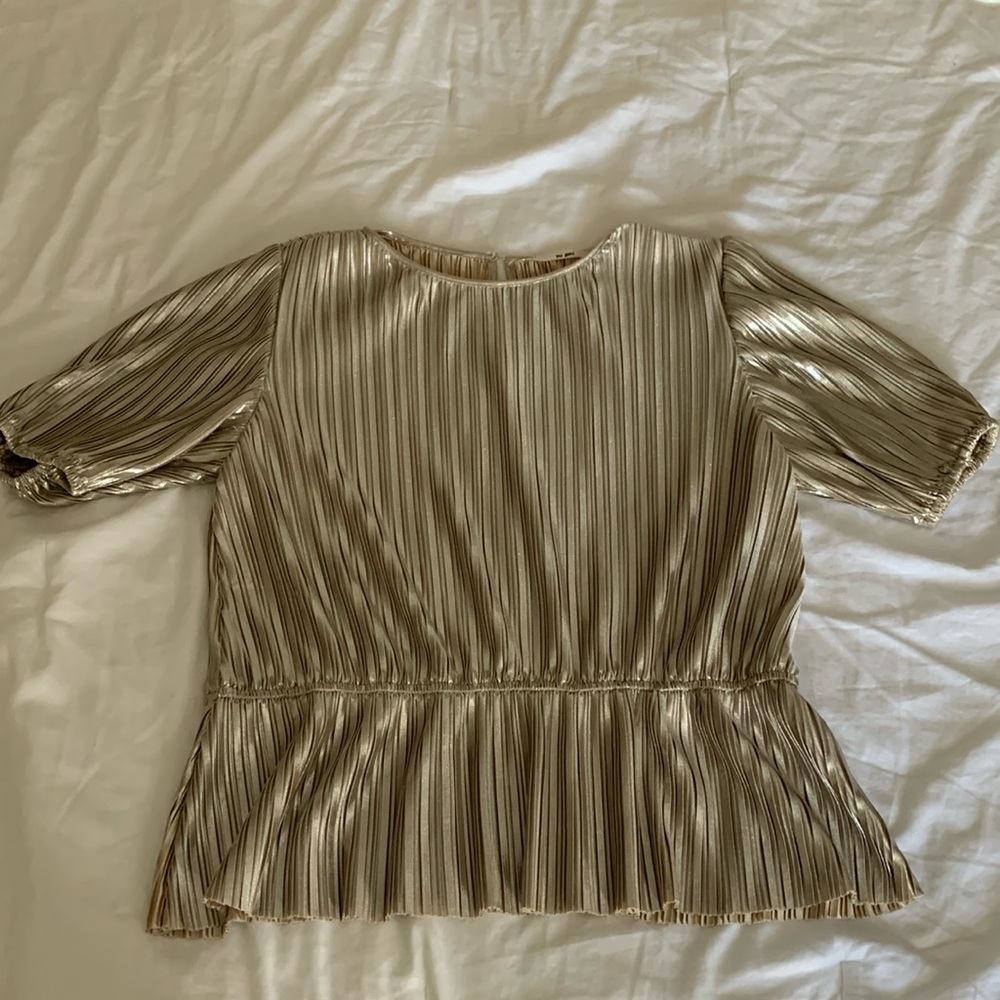 Francesca’s Top - Metallic Gold Peplum Top